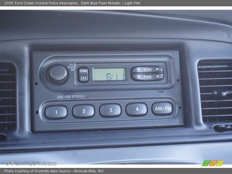 Dark Blue Pearl Metallic / Light Flint 2005 Ford Crown Victoria Police Interceptor