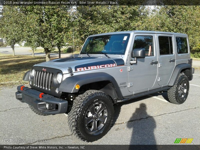 Front 3/4 View of 2018 Wrangler Unlimited Rubicon Recon 4x4