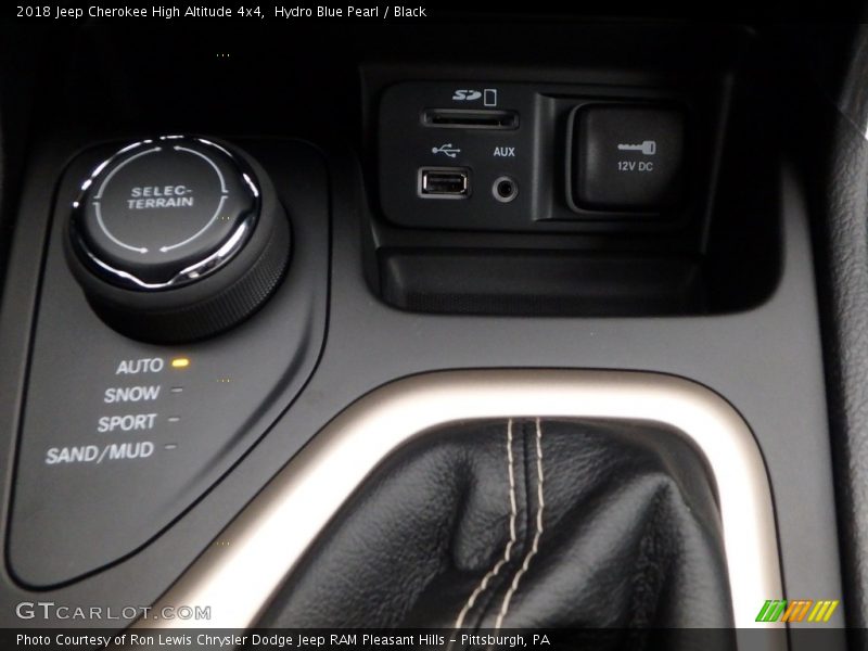 Hydro Blue Pearl / Black 2018 Jeep Cherokee High Altitude 4x4