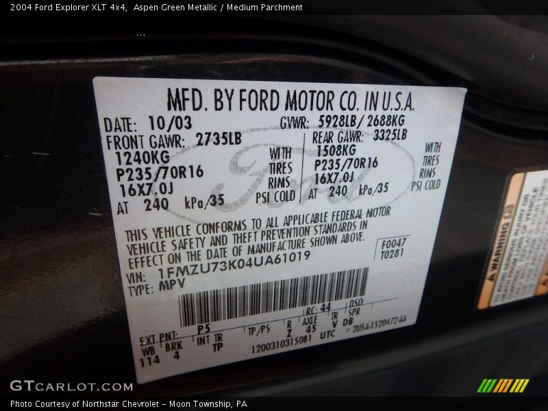 Aspen Green Metallic / Medium Parchment 2004 Ford Explorer XLT 4x4