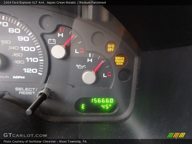Aspen Green Metallic / Medium Parchment 2004 Ford Explorer XLT 4x4