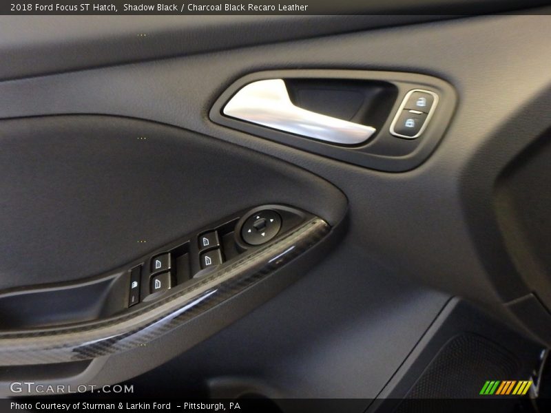 Shadow Black / Charcoal Black Recaro Leather 2018 Ford Focus ST Hatch