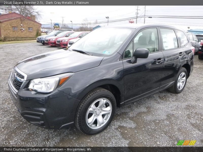 Front 3/4 View of 2018 Forester 2.5i