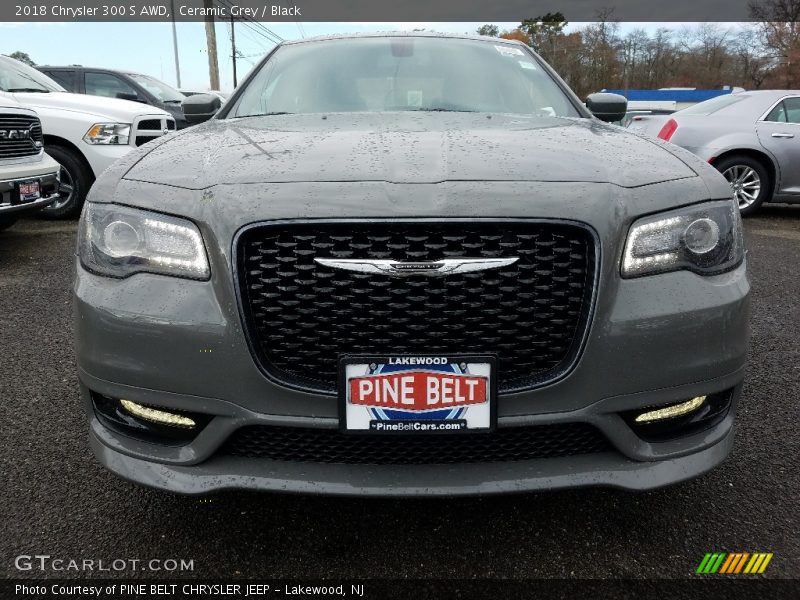 Ceramic Grey / Black 2018 Chrysler 300 S AWD
