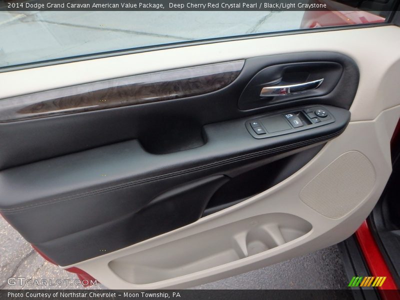 Deep Cherry Red Crystal Pearl / Black/Light Graystone 2014 Dodge Grand Caravan American Value Package
