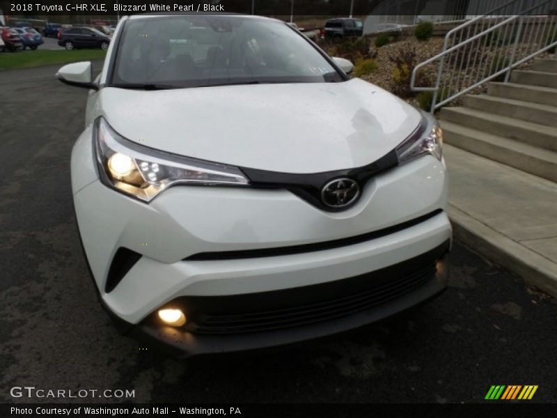 Blizzard White Pearl / Black 2018 Toyota C-HR XLE
