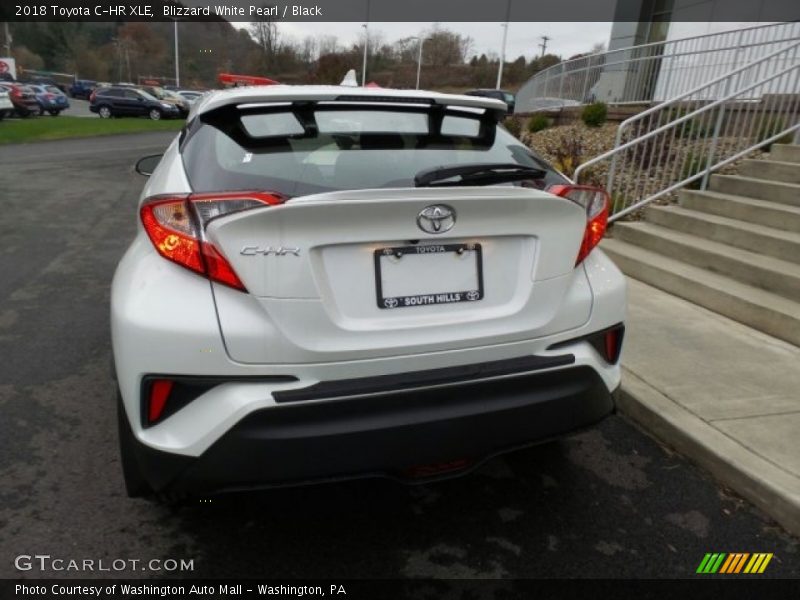 Blizzard White Pearl / Black 2018 Toyota C-HR XLE