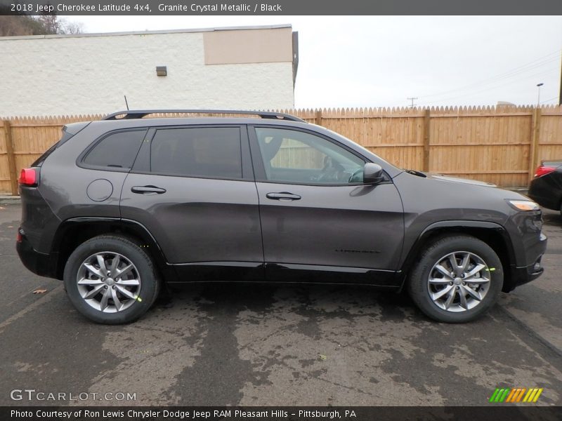 Granite Crystal Metallic / Black 2018 Jeep Cherokee Latitude 4x4