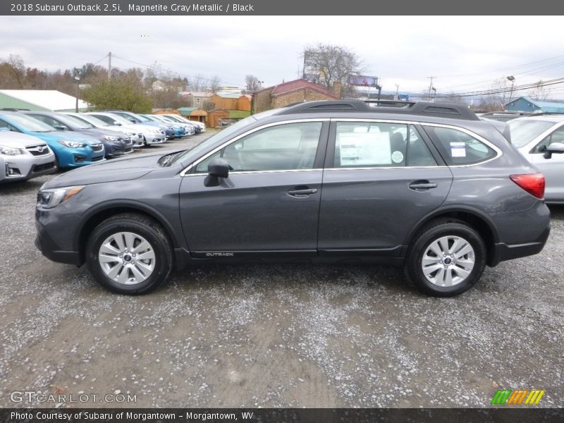 Magnetite Gray Metallic / Black 2018 Subaru Outback 2.5i