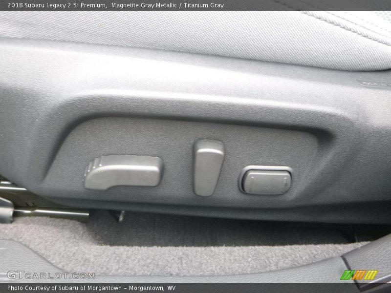 Magnetite Gray Metallic / Titanium Gray 2018 Subaru Legacy 2.5i Premium