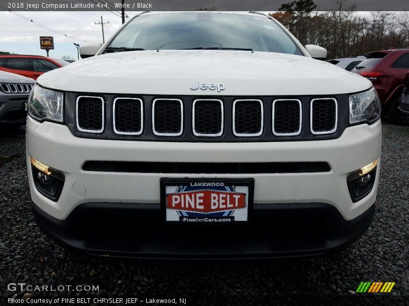 White / Black 2018 Jeep Compass Latitude 4x4
