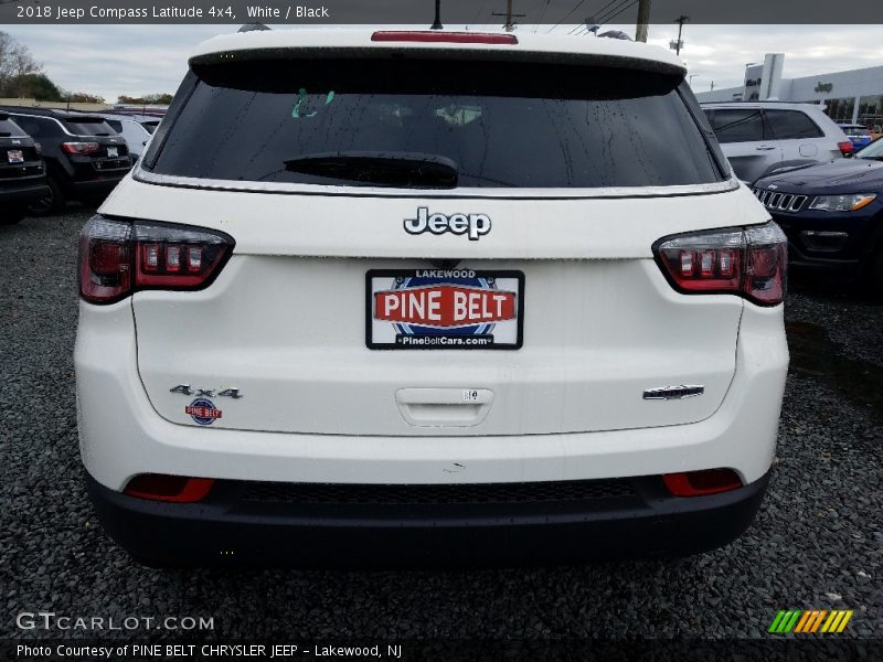 White / Black 2018 Jeep Compass Latitude 4x4