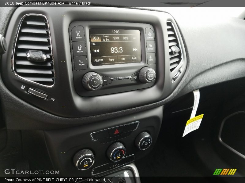 White / Black 2018 Jeep Compass Latitude 4x4