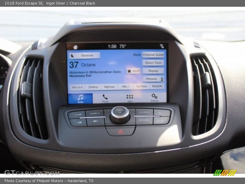 Ingot Silver / Charcoal Black 2018 Ford Escape SE