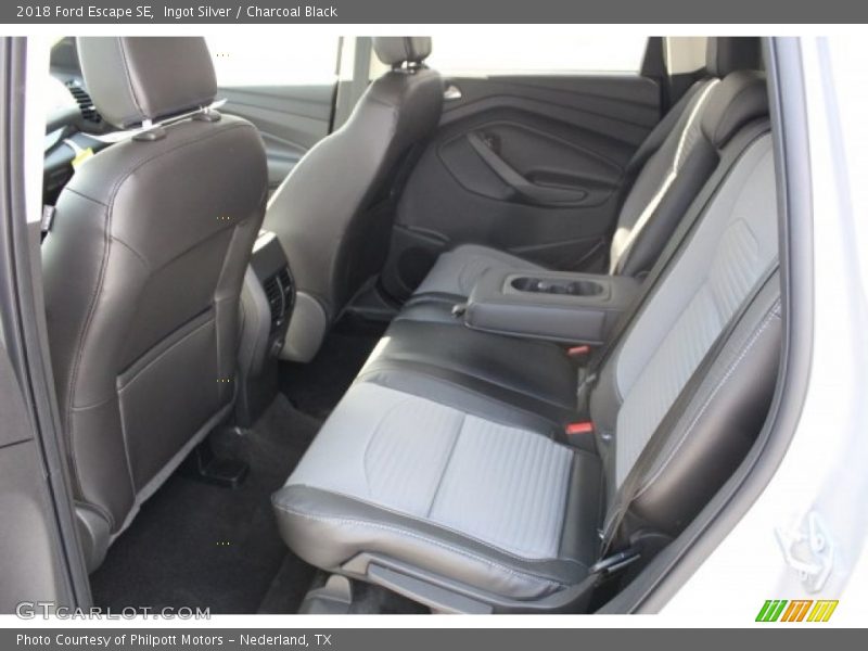 Ingot Silver / Charcoal Black 2018 Ford Escape SE