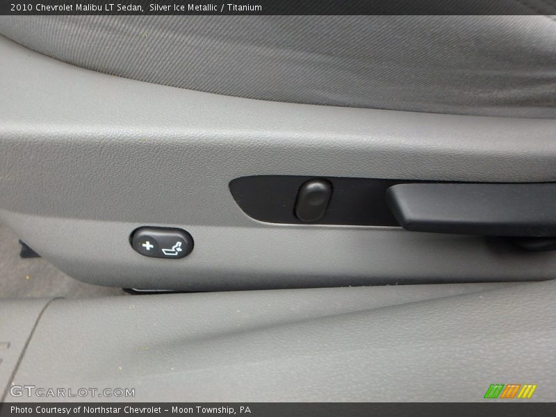 Silver Ice Metallic / Titanium 2010 Chevrolet Malibu LT Sedan