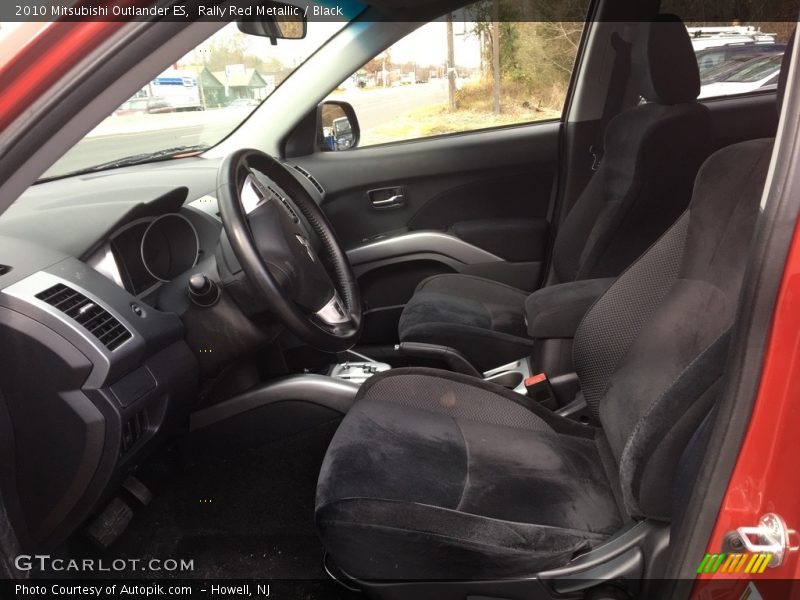 Rally Red Metallic / Black 2010 Mitsubishi Outlander ES