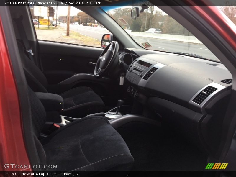 Rally Red Metallic / Black 2010 Mitsubishi Outlander ES