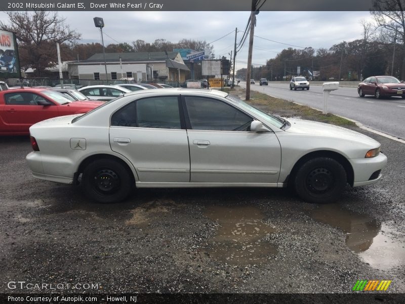 Dover White Pearl / Gray 2002 Mitsubishi Galant ES
