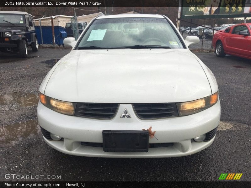 Dover White Pearl / Gray 2002 Mitsubishi Galant ES