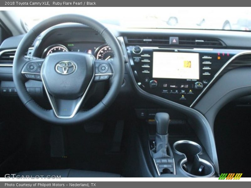 Ruby Flare Pearl / Black 2018 Toyota Camry XLE