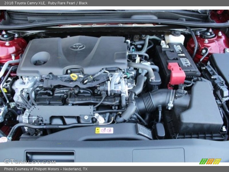 Ruby Flare Pearl / Black 2018 Toyota Camry XLE