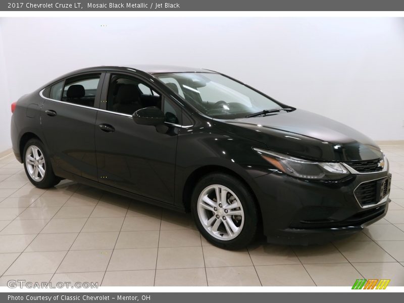 Mosaic Black Metallic / Jet Black 2017 Chevrolet Cruze LT