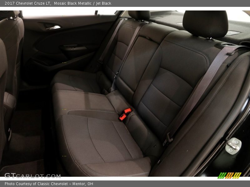 Mosaic Black Metallic / Jet Black 2017 Chevrolet Cruze LT