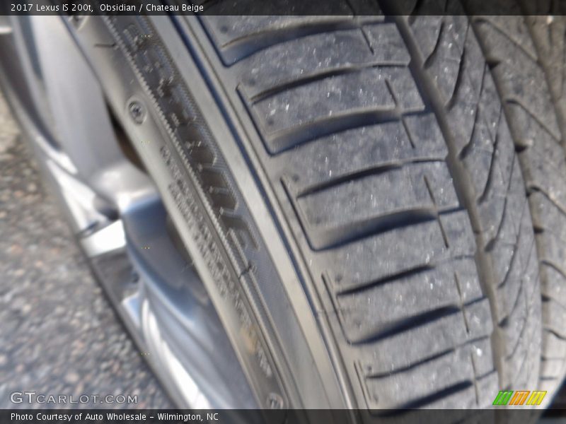 Obsidian / Chateau Beige 2017 Lexus IS 200t