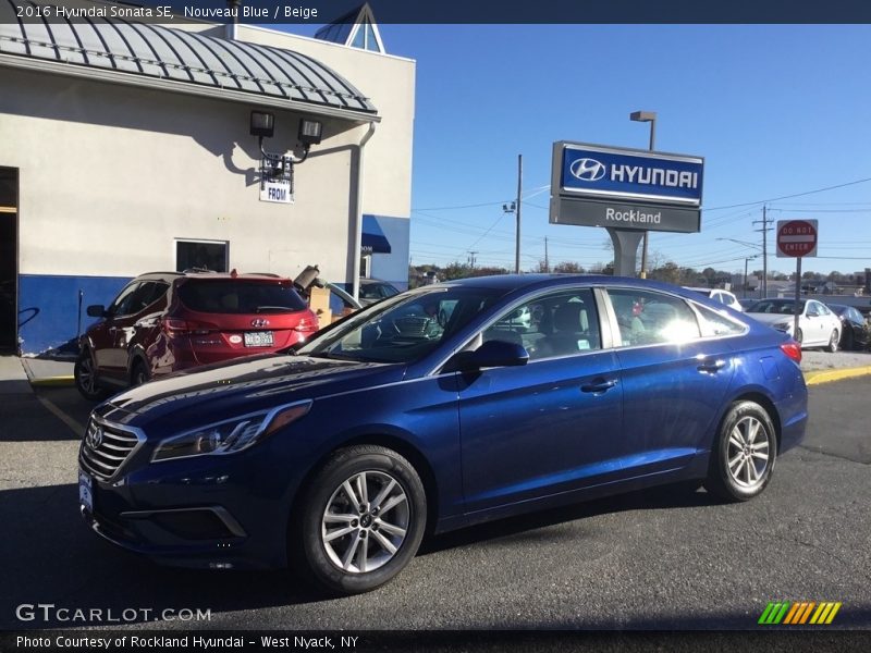 Nouveau Blue / Beige 2016 Hyundai Sonata SE