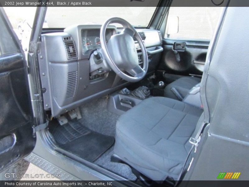 Black / Agate Black 2002 Jeep Wrangler X 4x4