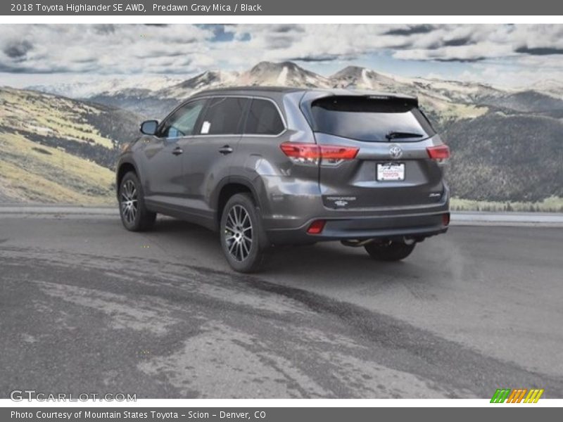 Predawn Gray Mica / Black 2018 Toyota Highlander SE AWD