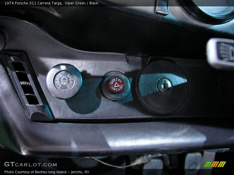 Controls of 1974 911 Carrera Targa