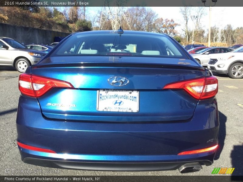 Nouveau Blue / Beige 2016 Hyundai Sonata SE