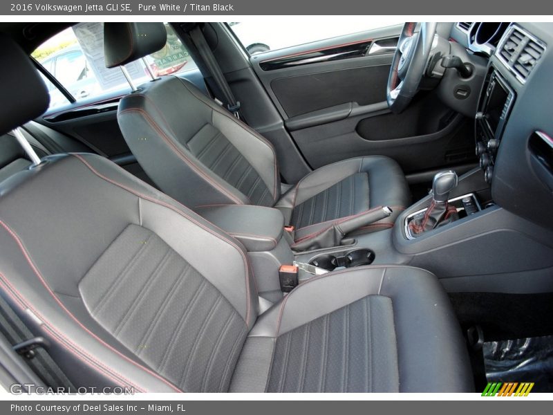 Pure White / Titan Black 2016 Volkswagen Jetta GLI SE