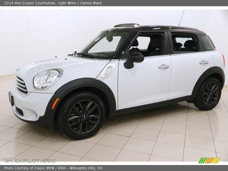 Light White / Carbon Black 2014 Mini Cooper Countryman
