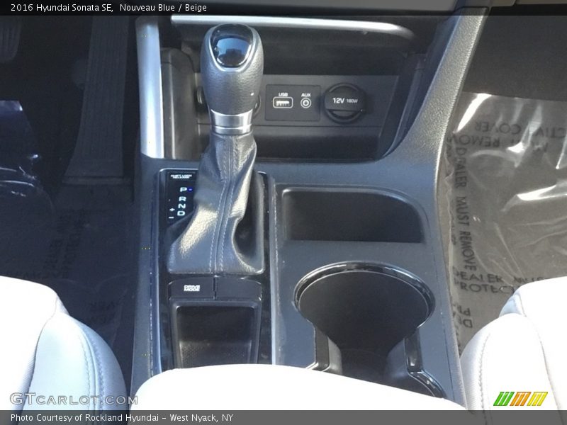 Nouveau Blue / Beige 2016 Hyundai Sonata SE