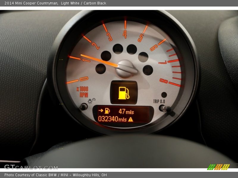 Light White / Carbon Black 2014 Mini Cooper Countryman