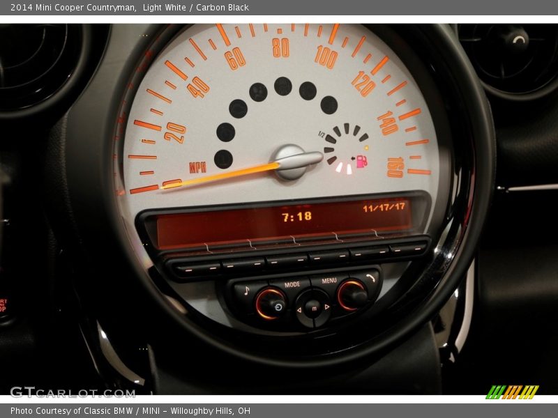 Light White / Carbon Black 2014 Mini Cooper Countryman