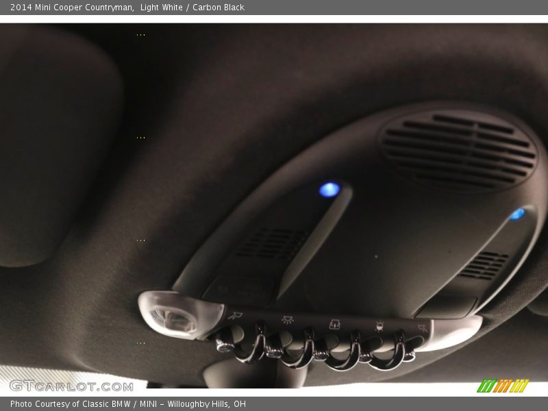 Light White / Carbon Black 2014 Mini Cooper Countryman