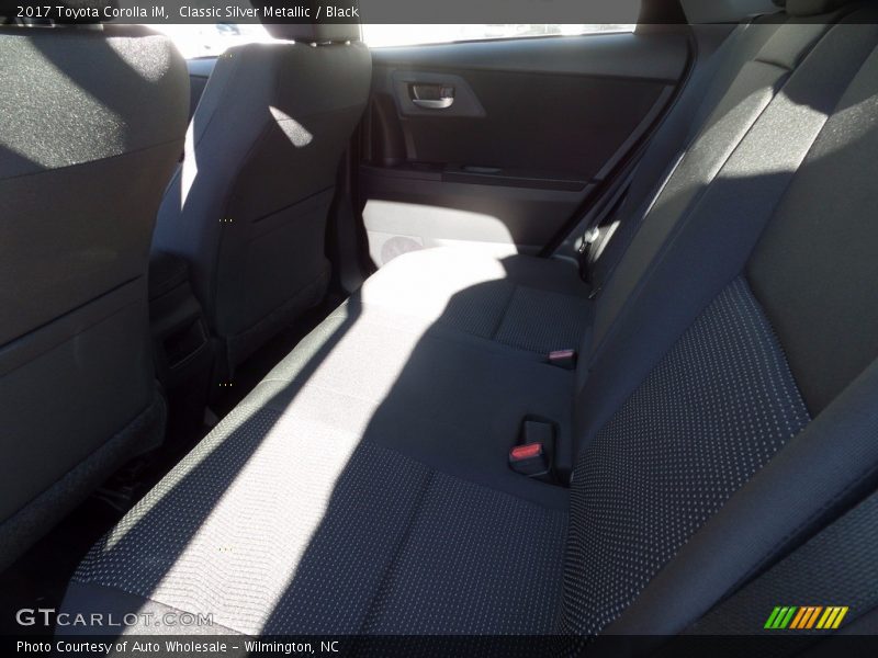 Classic Silver Metallic / Black 2017 Toyota Corolla iM
