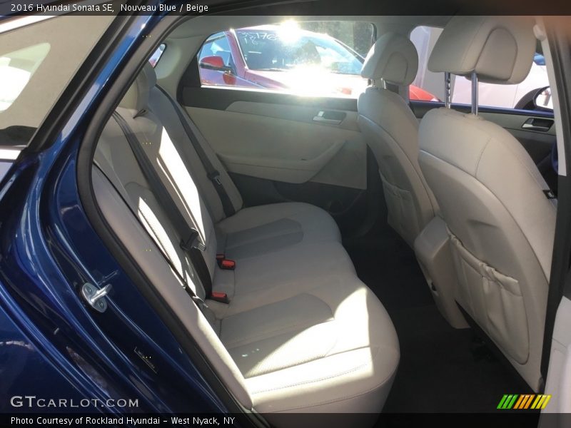 Nouveau Blue / Beige 2016 Hyundai Sonata SE