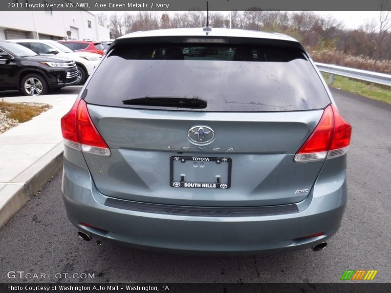 Aloe Green Metallic / Ivory 2011 Toyota Venza V6 AWD
