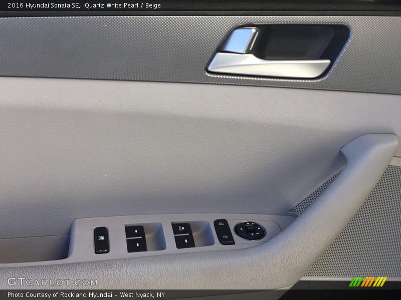 Quartz White Pearl / Beige 2016 Hyundai Sonata SE
