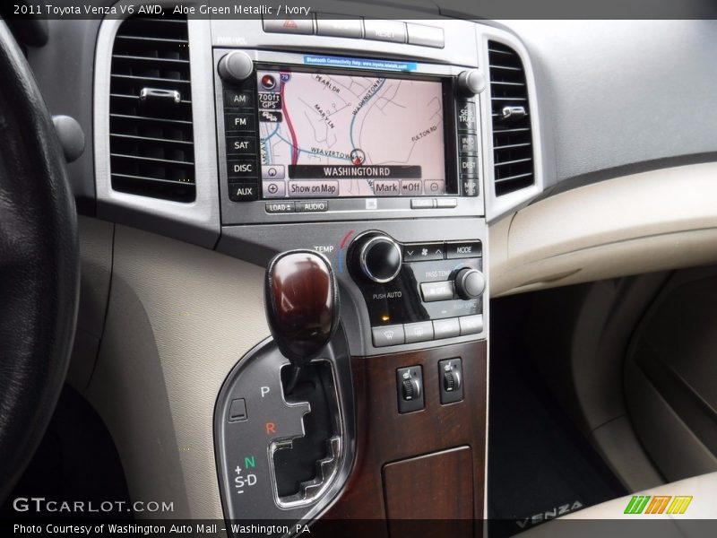 Aloe Green Metallic / Ivory 2011 Toyota Venza V6 AWD