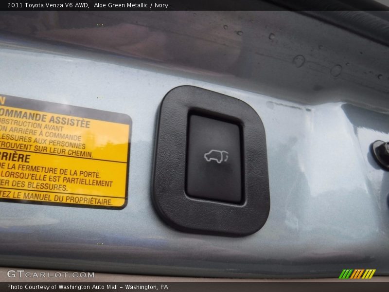 Aloe Green Metallic / Ivory 2011 Toyota Venza V6 AWD