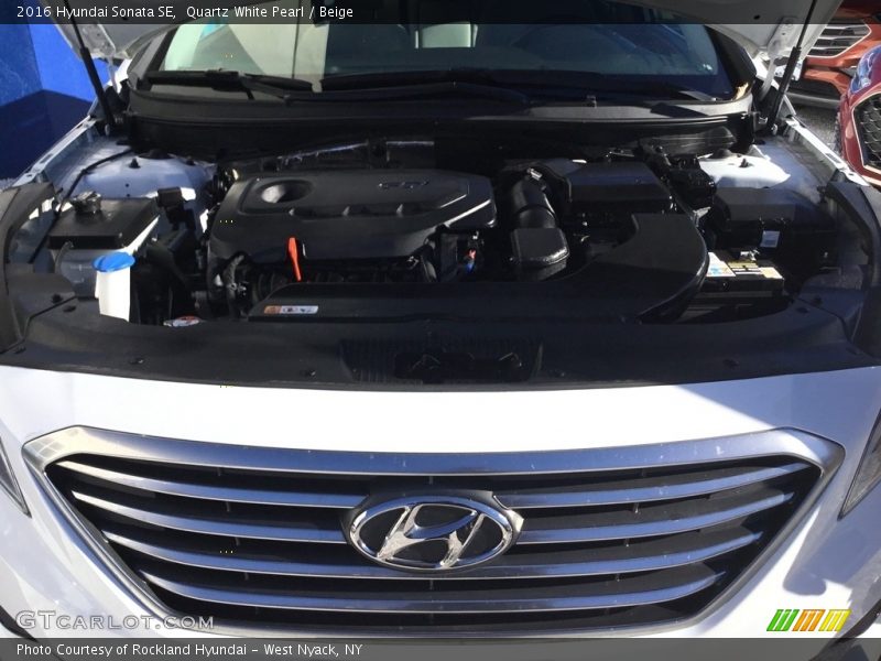 Quartz White Pearl / Beige 2016 Hyundai Sonata SE