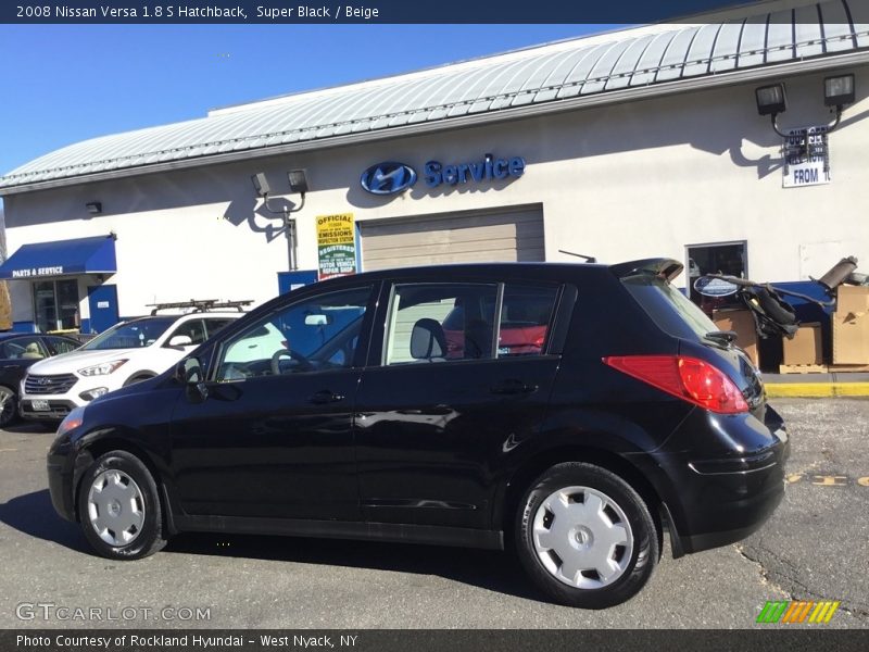 Super Black / Beige 2008 Nissan Versa 1.8 S Hatchback