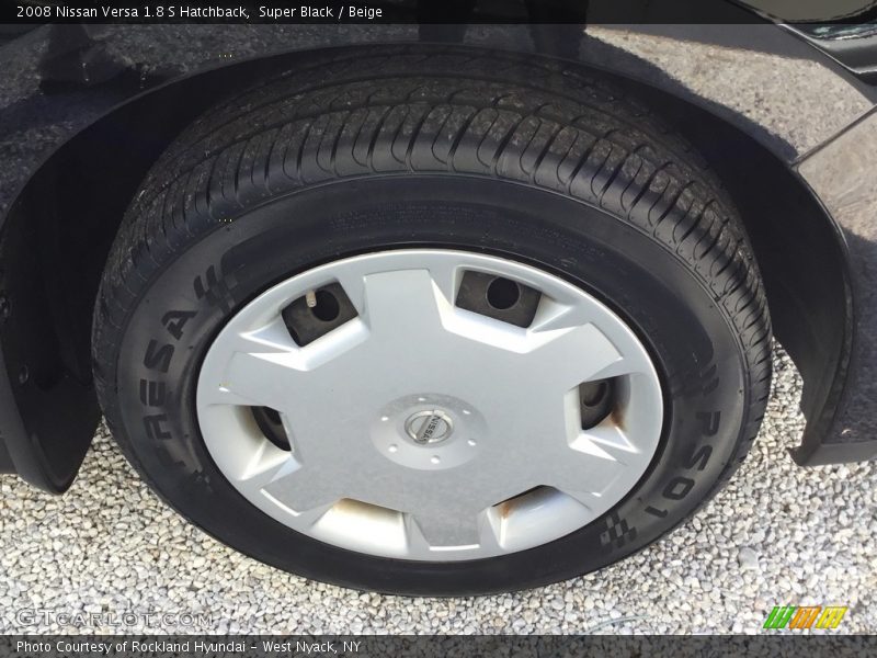 Super Black / Beige 2008 Nissan Versa 1.8 S Hatchback