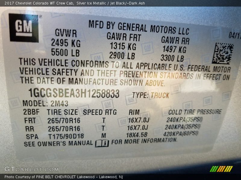 Silver Ice Metallic / Jet Black/­Dark Ash 2017 Chevrolet Colorado WT Crew Cab